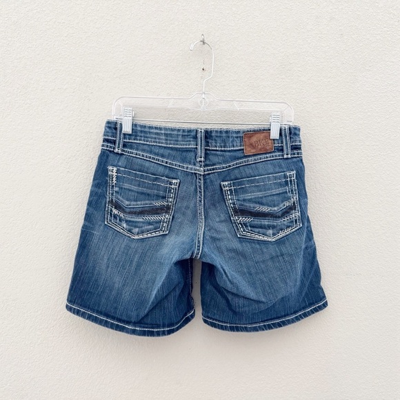 BKE Stella Jean Shorts Jorts Denim Buckle 7" Low Indigo Blue Western Y2K 27 - Picture 2 of 8